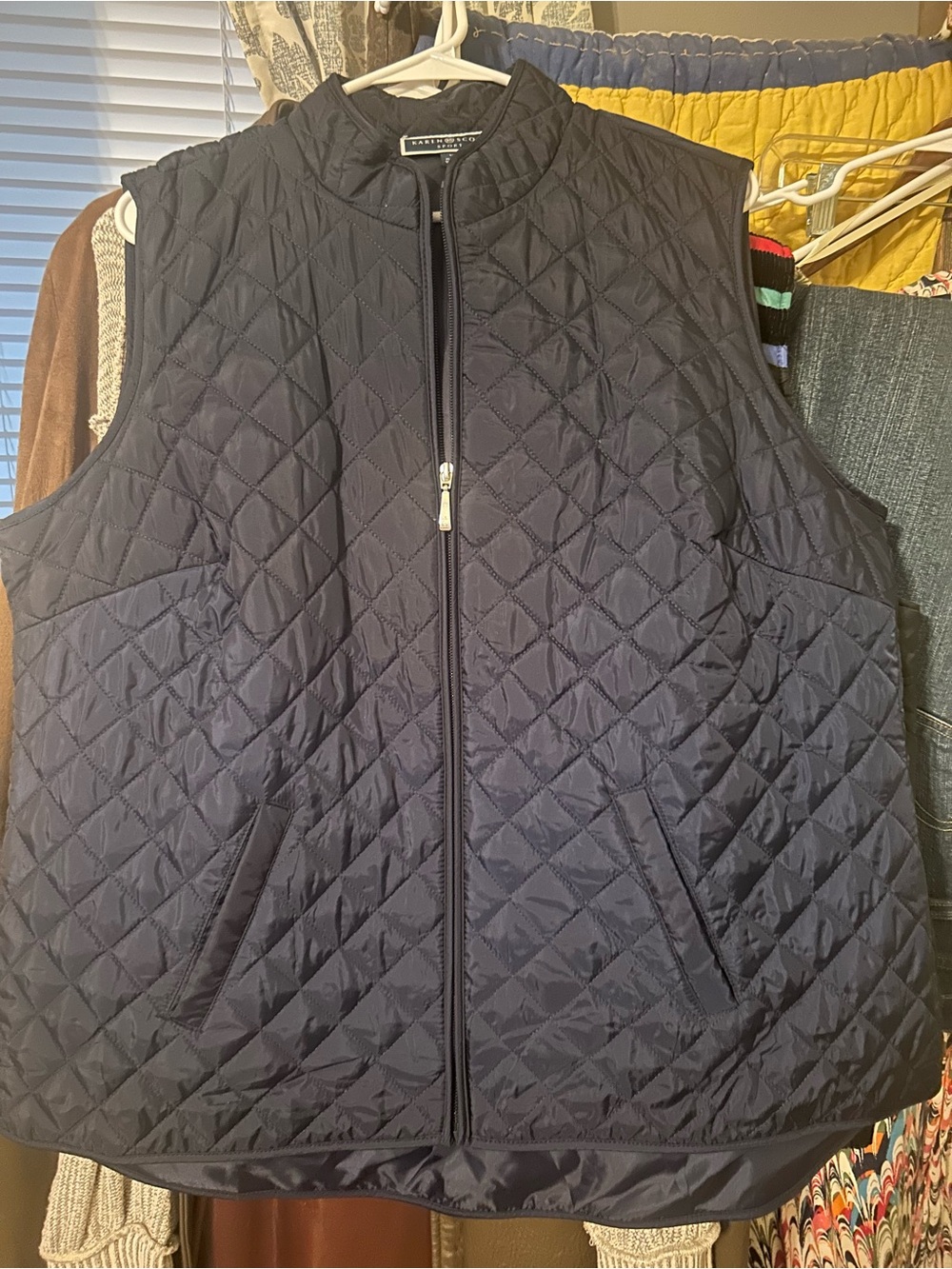 Karen Scott Quilted Sleeveless Vest in Navy